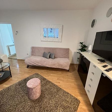 Apartman Lara Загреб Екстер'єр фото