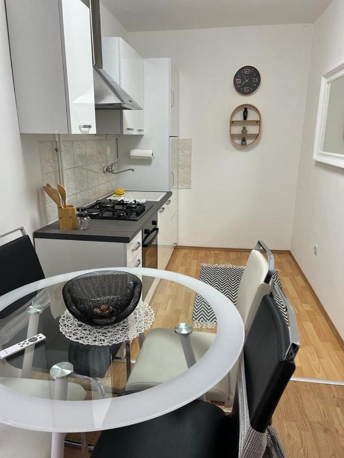 Apartman Lara Загреб Екстер'єр фото