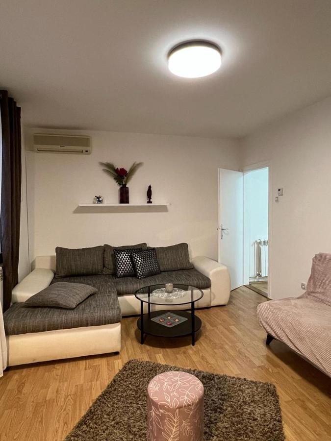 Apartman Lara Загреб Екстер'єр фото