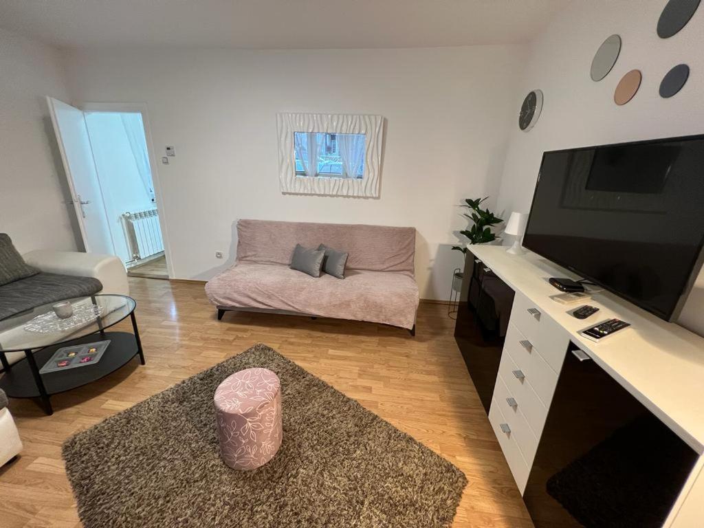 Apartman Lara Загреб Екстер'єр фото